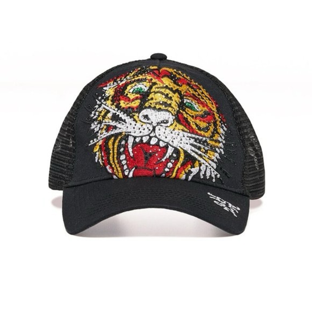 Rhinestone Tiger Hat in Black
ED HARDY Embroidered rhinestone Cap